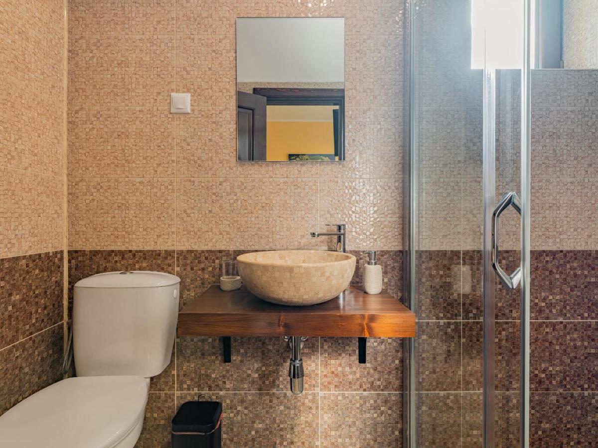 Casa Saraste Hotel Rîşnov Kültér fotó