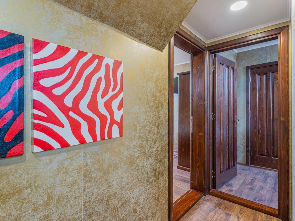 Casa Saraste Hotel Rîşnov Kültér fotó